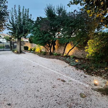 Chez Emma Et Louise - Maison Individuelle Avec Stationnement Gratuit Mâcon Zewnętrze zdjęcie